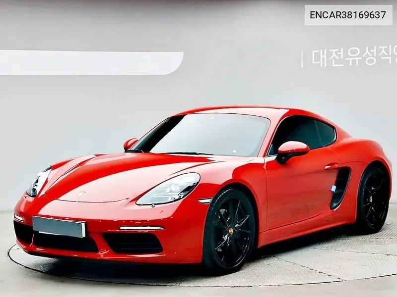 Porsche 718 Cayman 2.0 VIN: ENCAR38169637 Lot: 38169637