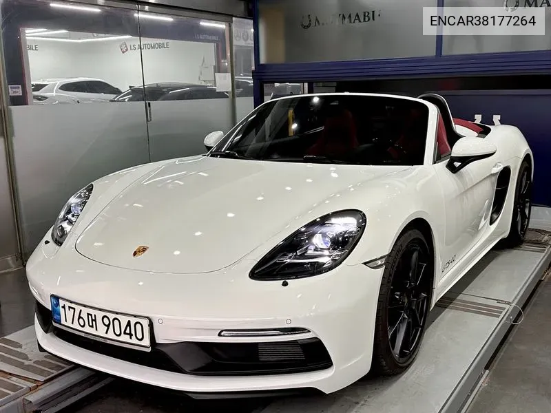 Porsche 718 Boxster 4.0 Gts VIN: ENCAR38177264 Lot: 38177264