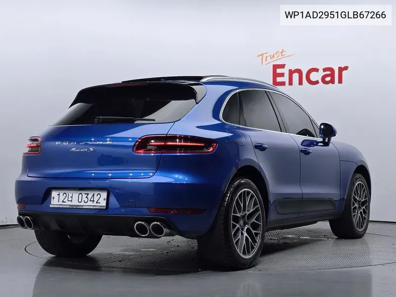 Porsche Macan 3.0 S Diesel 95B VIN: WP1AD2951GLB67266 Lot: 38141358