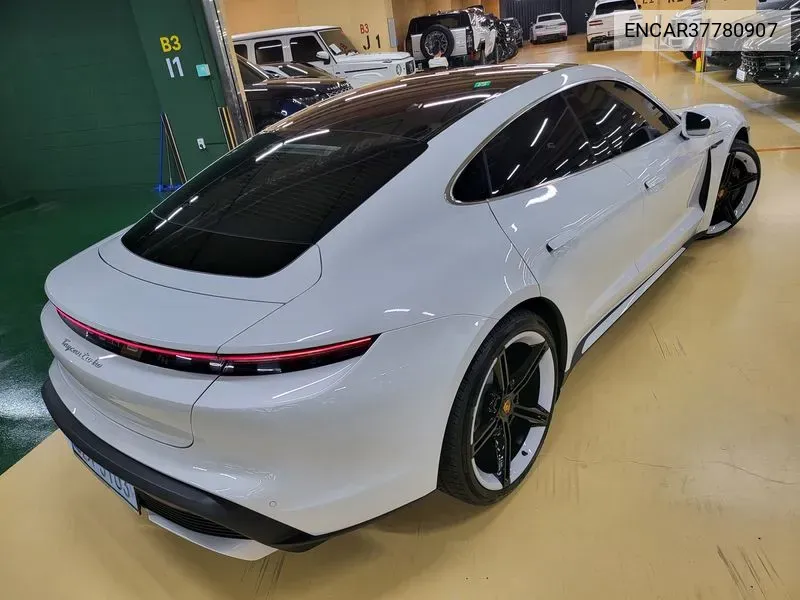 Porsche Taycan I Turbo, 2021 VIN: ENCAR37780907 Lot: 37780907