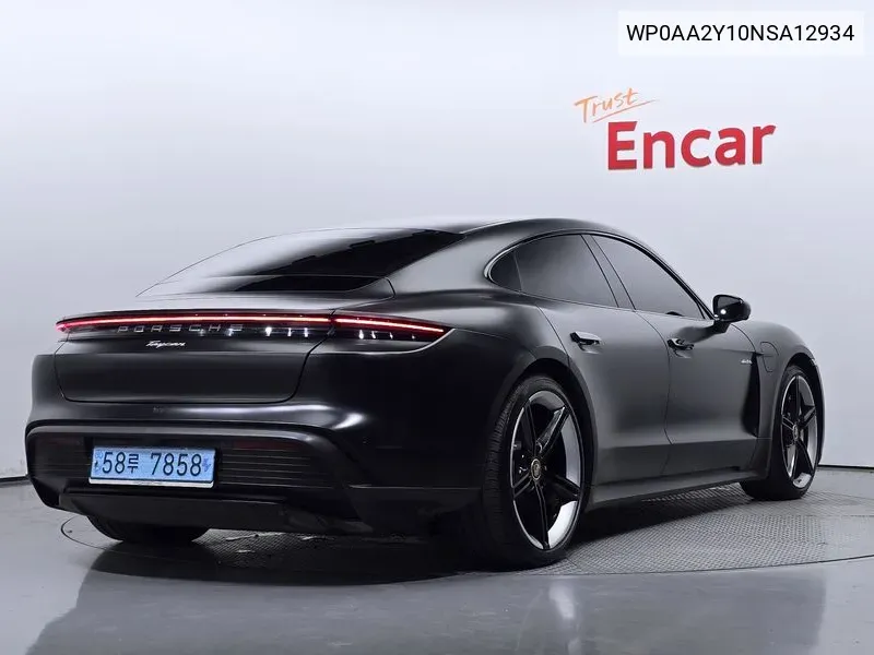 WP0AA2Y10NSA12934 Porsche Taycan Base