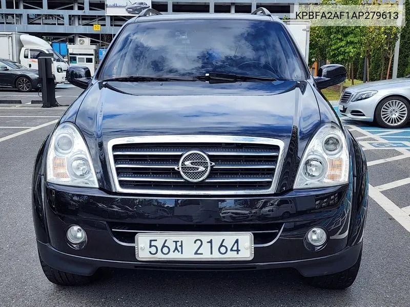 Kg Mobility (Ssangyong) Super Rexton Awd Rx7 Top-Of-The-Line Model VIN: KPBFA2AF1AP279613 Lot: 38150105