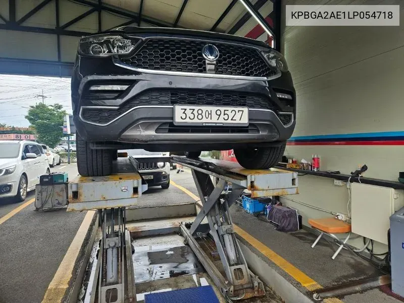 Kg Mobility (Ssangyong) G4 Rexton Diesel 2.2 4Wd Majesty Special VIN: KPBGA2AE1LP054718 Lot: 38193078