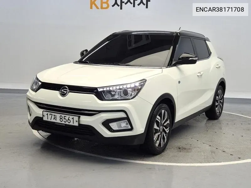 Kg Mobility (Ssangyong) Tivoli Armor Diesel Vx 2Wd VIN: ENCAR38171708 Lot: 38171708