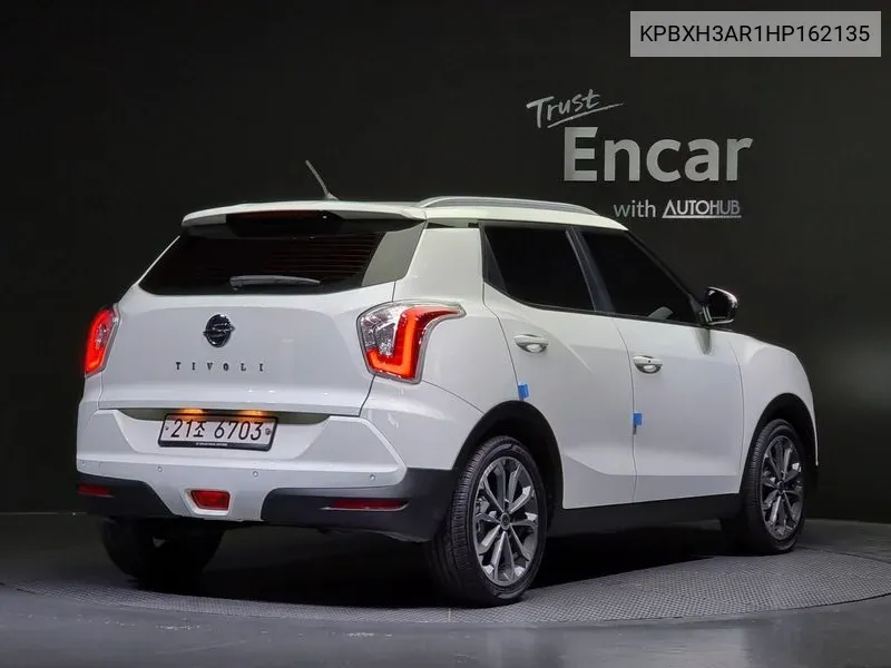 KPBXH3AR1HP162135 Kg Mobility (Ssangyong) Tivoli Vx 2Wd