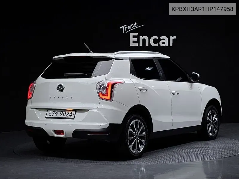 KPBXH3AR1HP147958 Kg Mobility (Ssangyong) Tivoli Vx 2Wd