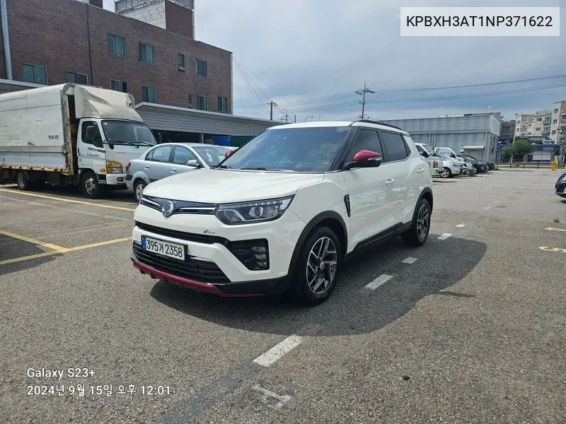 Kg Mobility (Ssangyong) Very New Tivoli Gasoline 1.5 2Wd R-Plus White VIN: KPBXH3AT1NP371622 Lot: 38188123