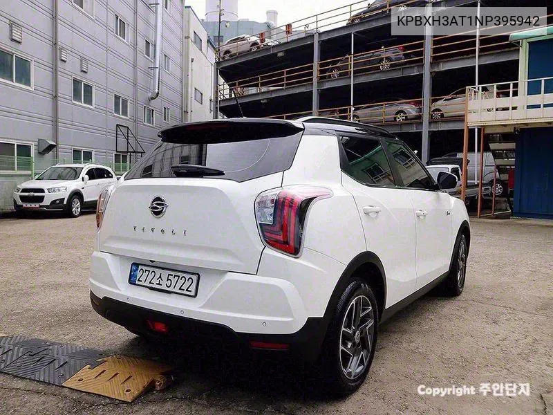 KPBXH3AT1NP395942 Kg Mobility (Ssangyong) Very New Tivoli Gasoline 1.5 2Wd V3