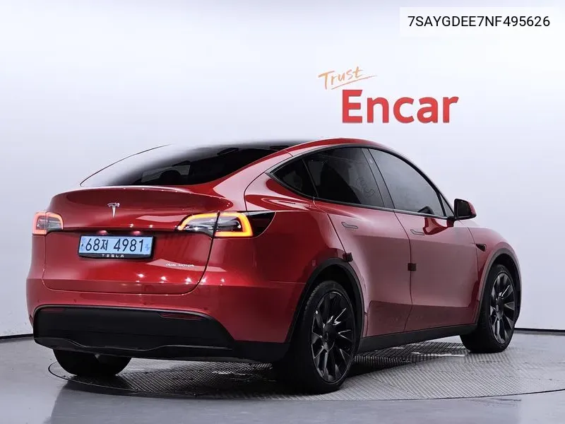 7SAYGDEE7NF495626 Tesla Model Y Long Range