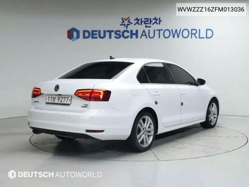 Volkswagen New Jetta 2.0 Tdi Bluemotion Premium 6Th Generation VIN: WVWZZZ16ZFM013036 Lot: 38189008