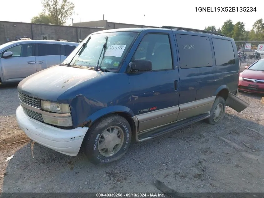 2002 Chevrolet Astro VIN: 1GNEL19X52B135234 Lot: 40339258