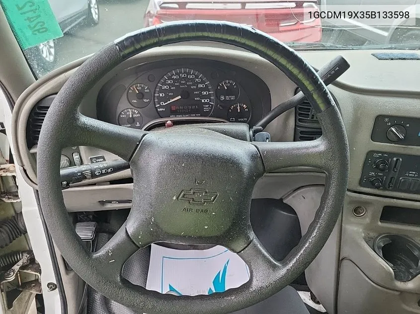 1GCDM19X35B133598 2005 Chevrolet Astro