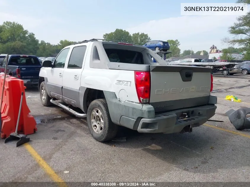 2002 Chevrolet Avalanche K1500 VIN: 3GNEK13T22G219074 Lot: 40338308