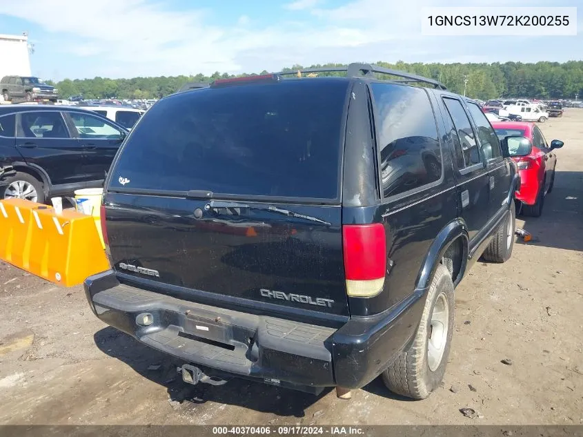 1GNCS13W72K200255 2002 Chevrolet Blazer Ls