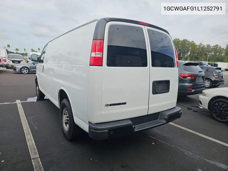 2020 Chevrolet Express G2500 VIN: 1GCWGAFG1L1252791 Lot: 40363500