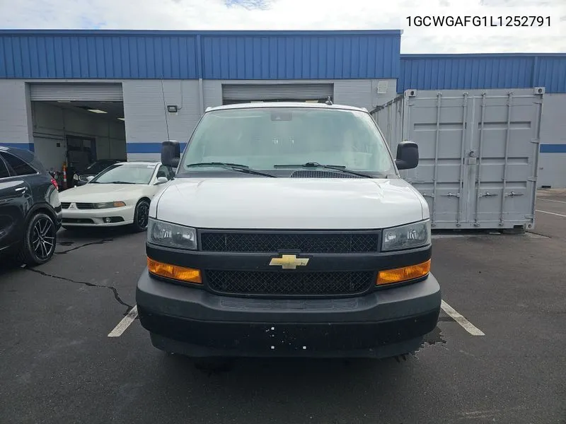 1GCWGAFG1L1252791 2020 Chevrolet Express G2500