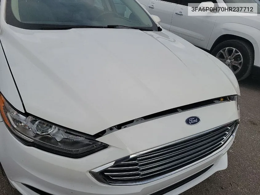 3FA6P0H70HR237712 2017 Ford Fusion Se