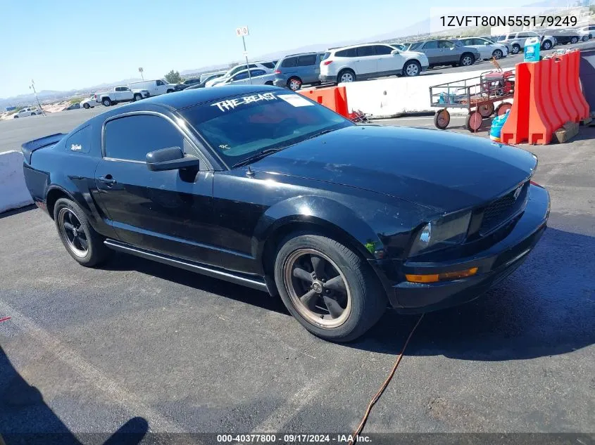 2005 Ford Mustang V6 Deluxe/V6 Premium VIN: 1ZVFT80N555179249 Lot: 40377800