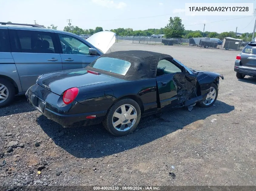 2002 Ford Thunderbird VIN: 1FAHP60A92Y107228 Lot: 40025230