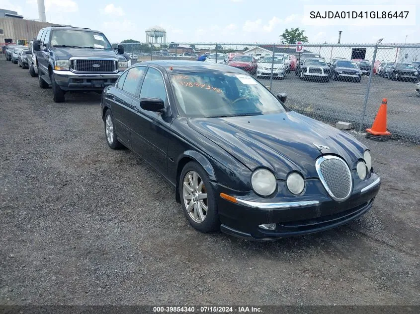 2001 Jaguar S-Type 4.0L V8 VIN: SAJDA01D41GL86447 Lot: 39854340