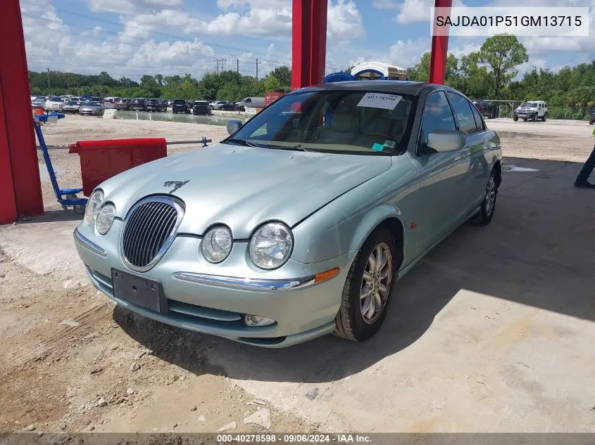 2001 Jaguar S-Type 4.0L V8 VIN: SAJDA01P51GM13715 Lot: 40278598