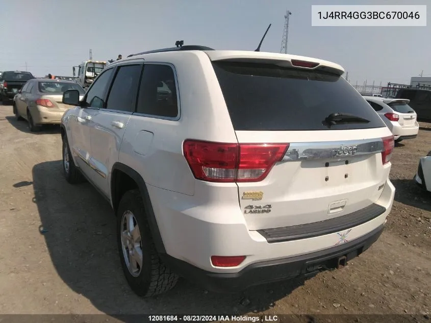 1J4RR4GG3BC670046 2011 Jeep Grand Cherokee Laredo