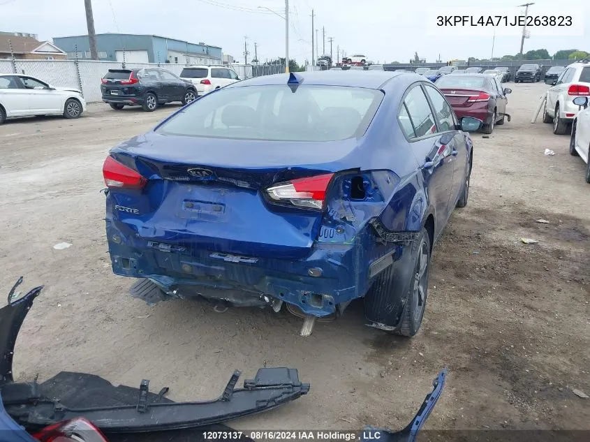 3KPFL4A71JE263823 2018 Kia Forte