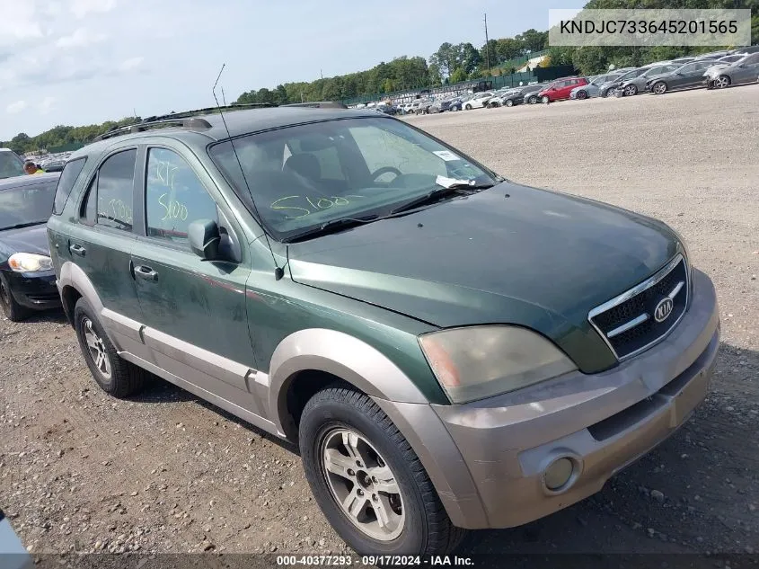 2004 Kia Sorento Ex/Lx VIN: KNDJC733645201565 Lot: 40377293