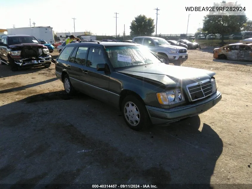 WDBEA92E9RF282924 1994 Mercedes-Benz E 320