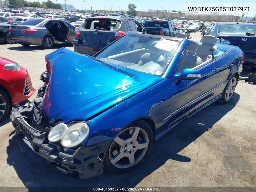 WDBTK75G85T037971 2005 Mercedes-Benz Clk 500