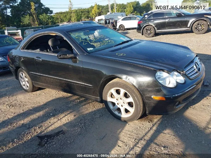 WDBTJ65J64F090612 2004 Mercedes-Benz Clk 320