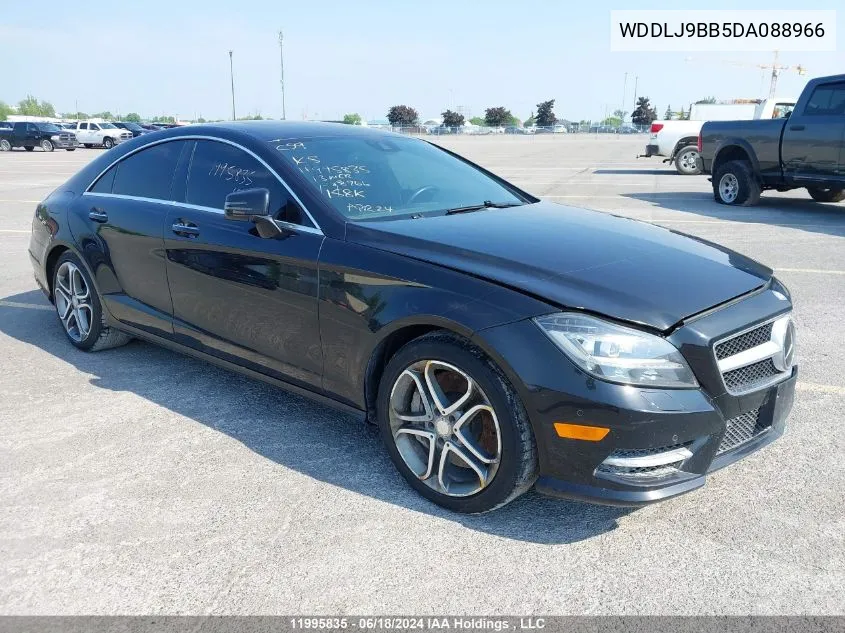 WDDLJ9BB5DA088966 2013 Mercedes-Benz Cls 550 4Matic