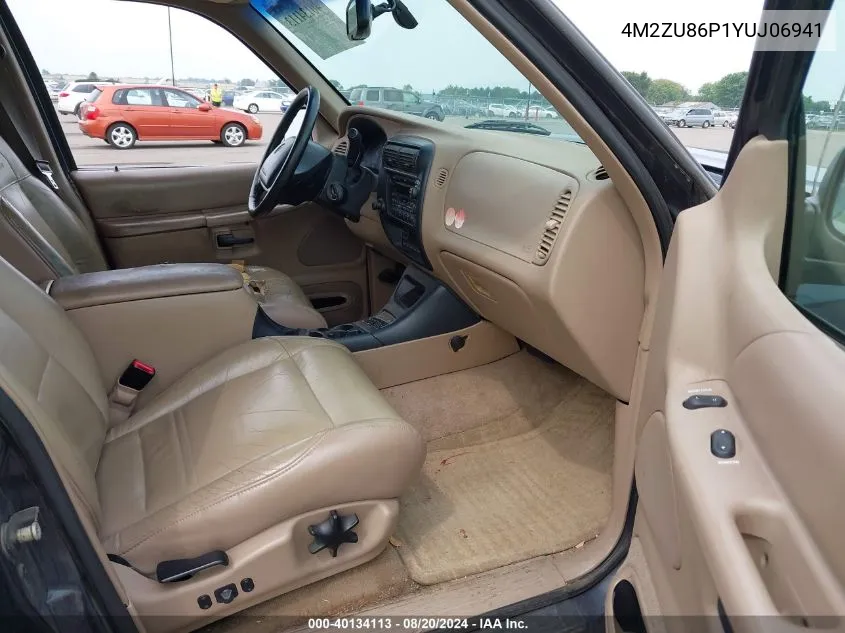 4M2ZU86P1YUJ06941 2000 Mercury Mountaineer