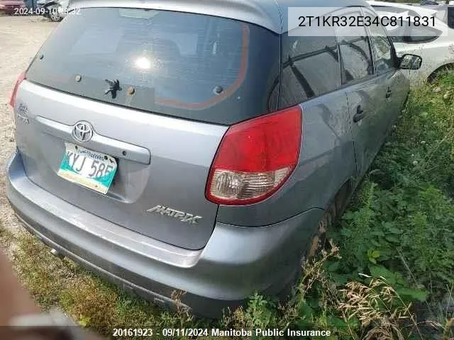 2T1KR32E34C811831 2004 Toyota Matrix